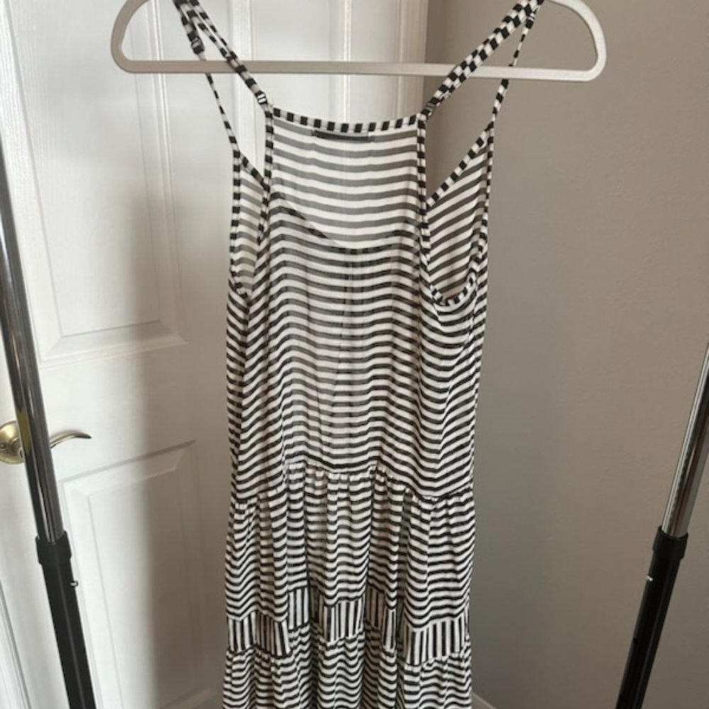 Asian Style Dress - Size EU M